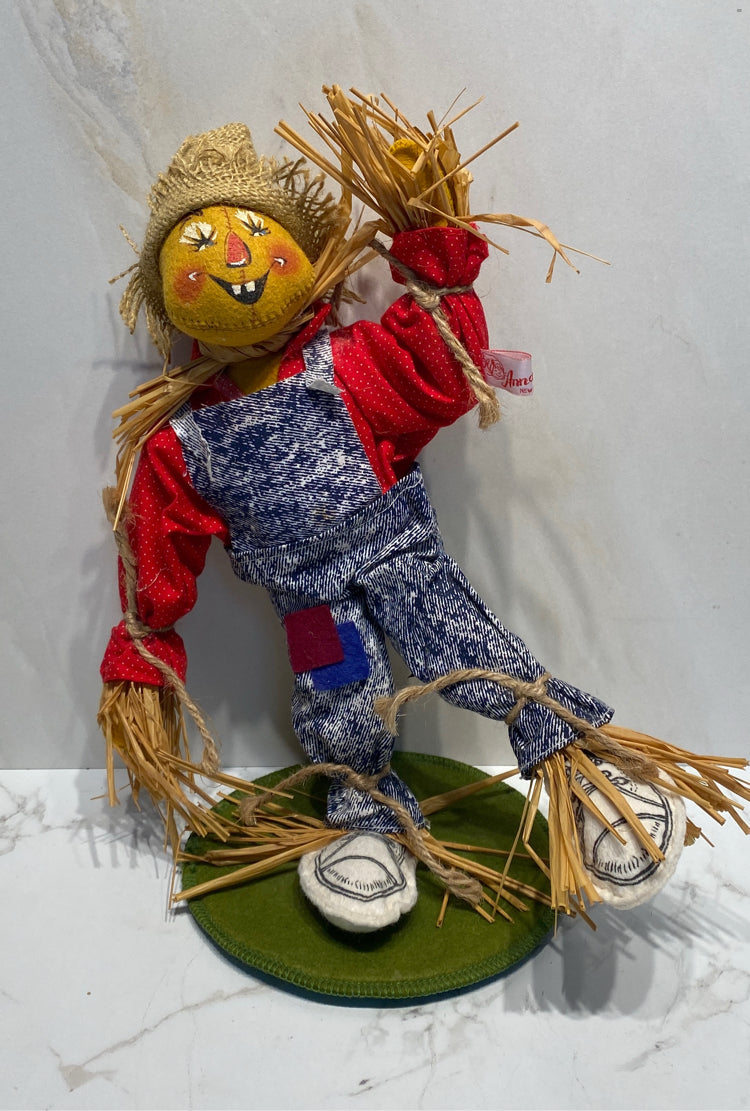 Annalee Scarecrow
