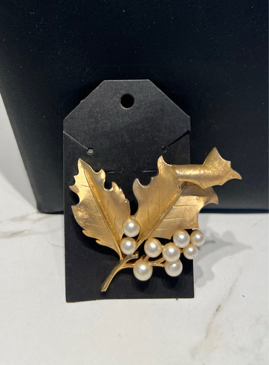Trifari Pin
