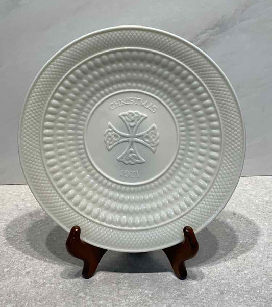 Belleek Decorative Plate