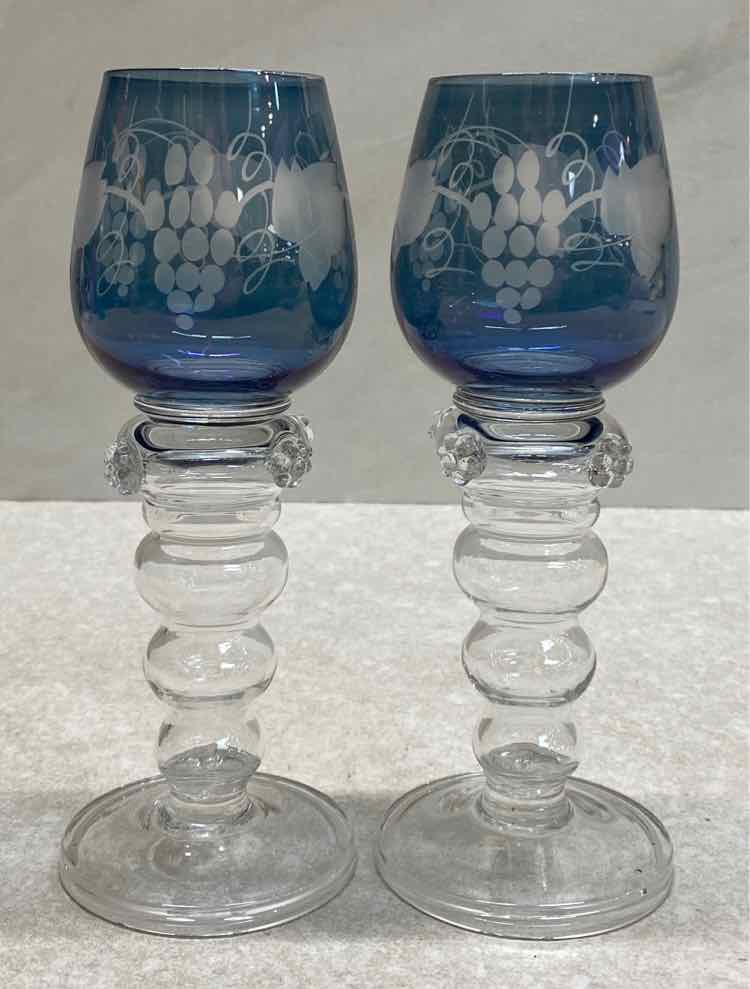 Set of 2 Wine Glasses