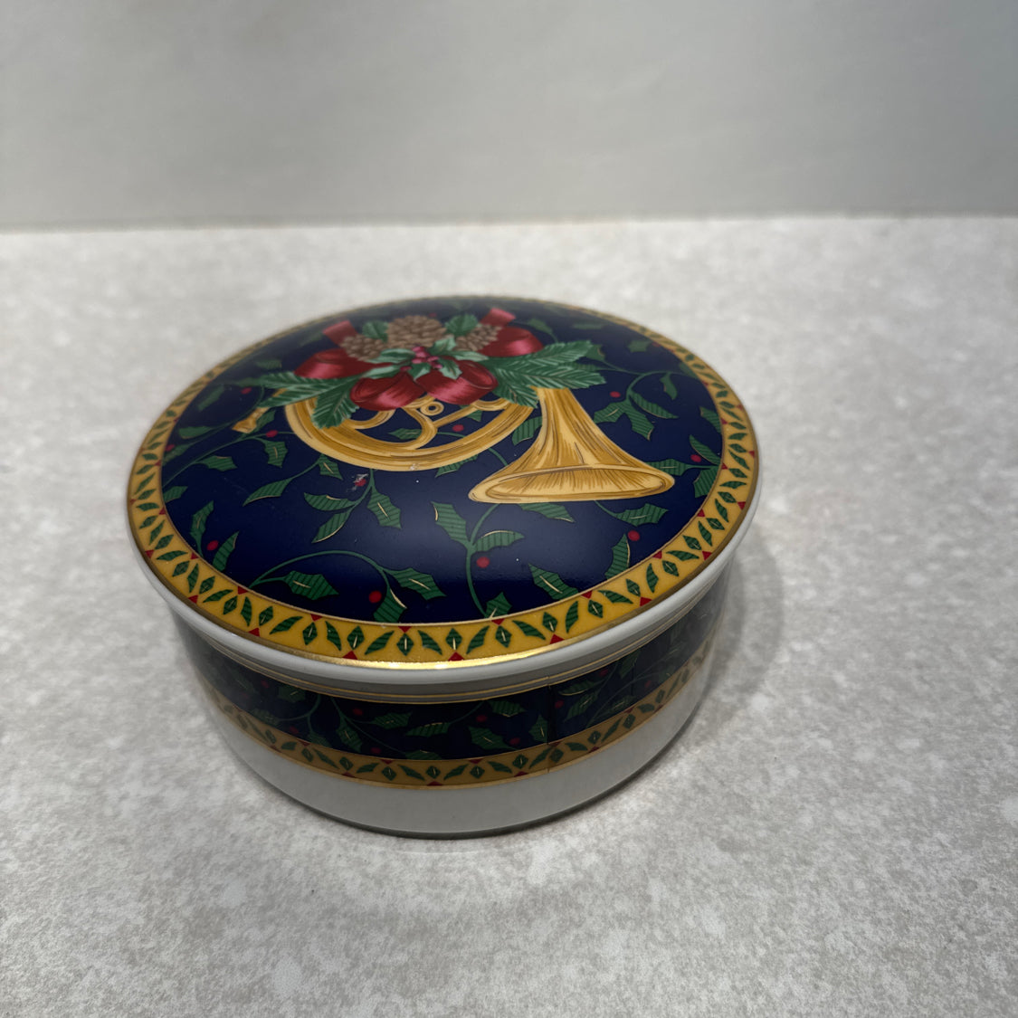 Mikasa Trinket box