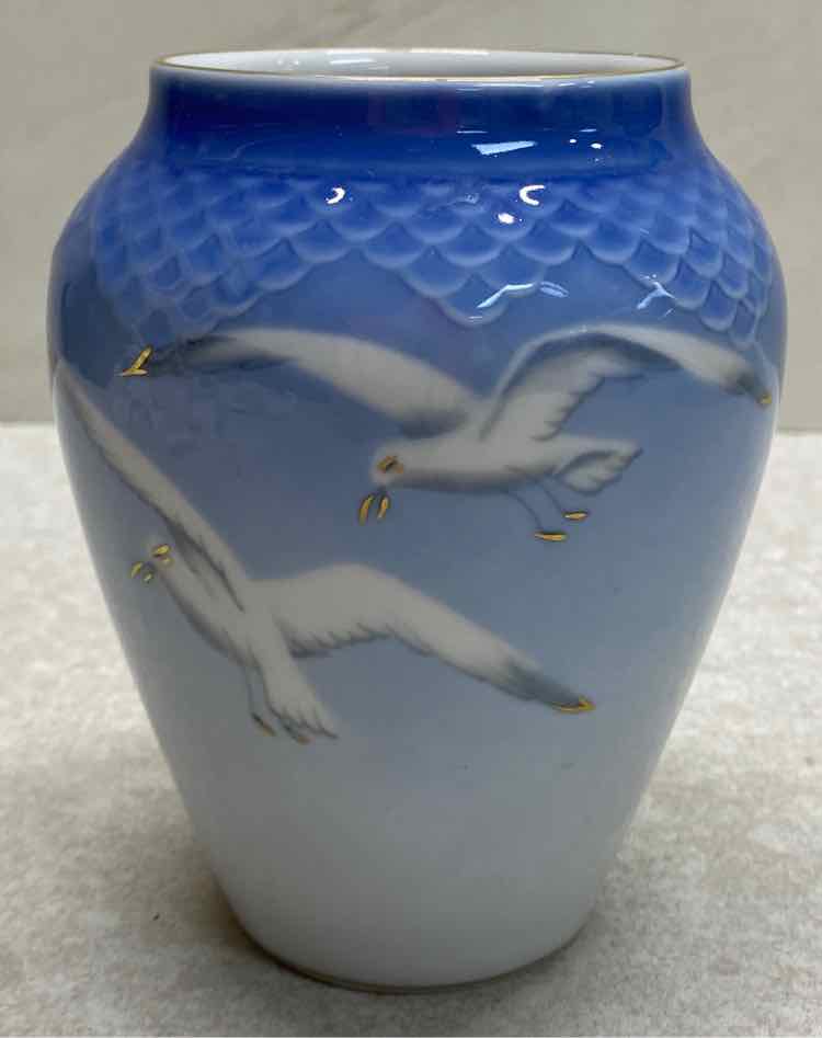 Danbury Mint Vase