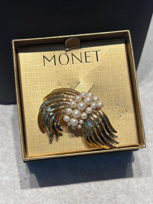 Monet Pin