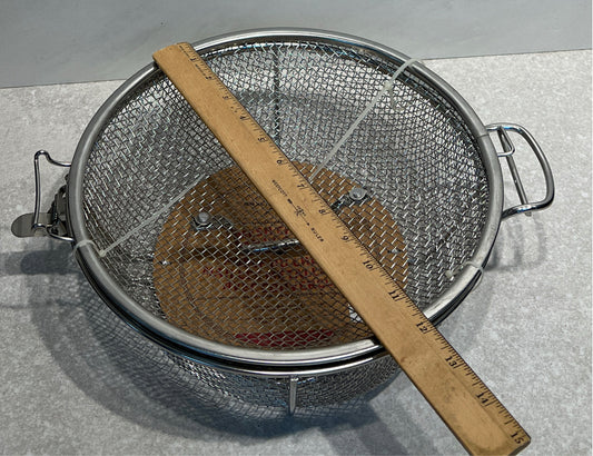 Mesh Chef's Pan with Lid