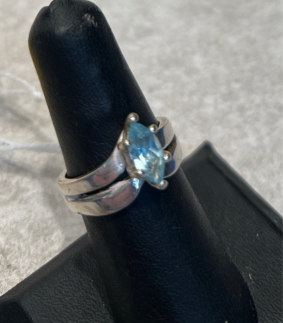 Sterling Ring - Size 7