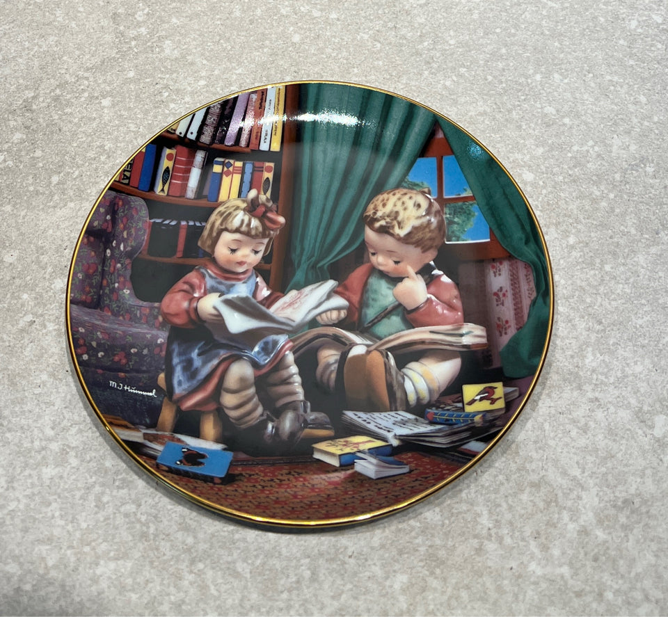 Hummel Plate