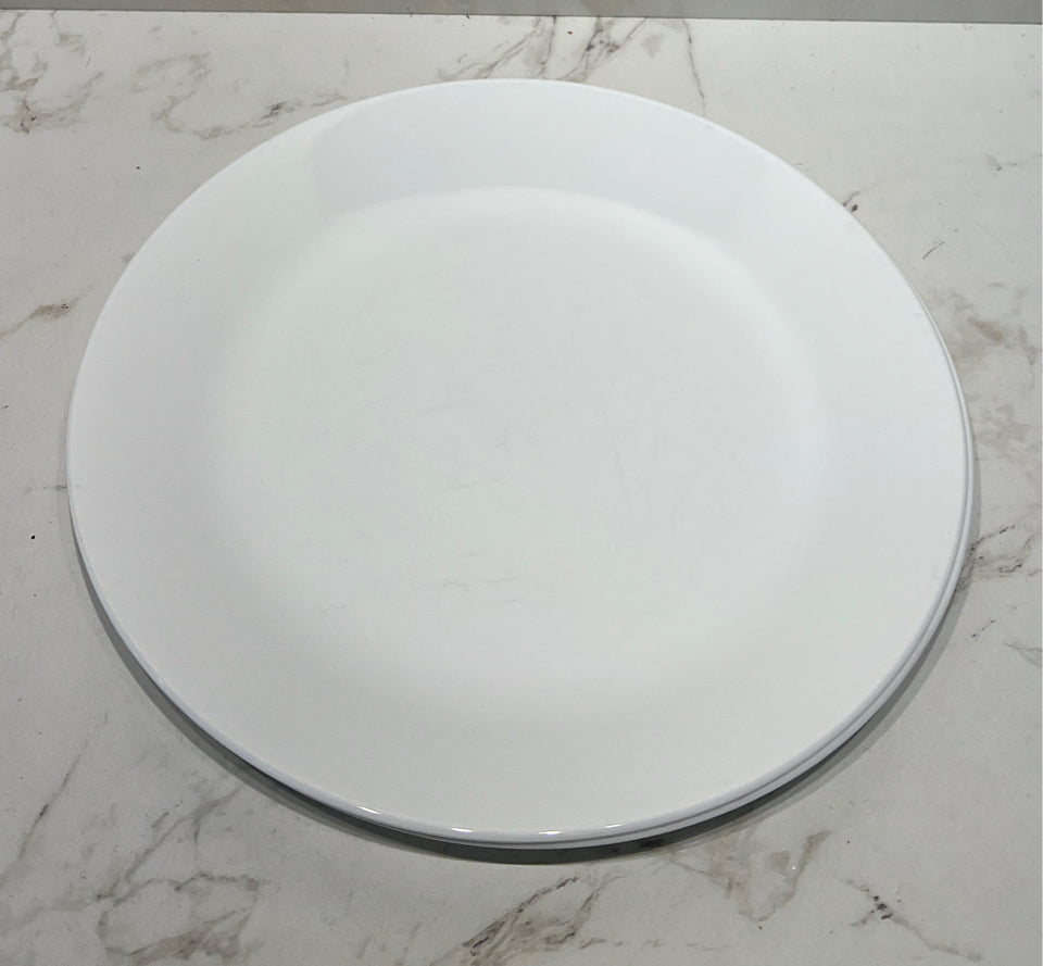 Set of 2 Corelle Plates