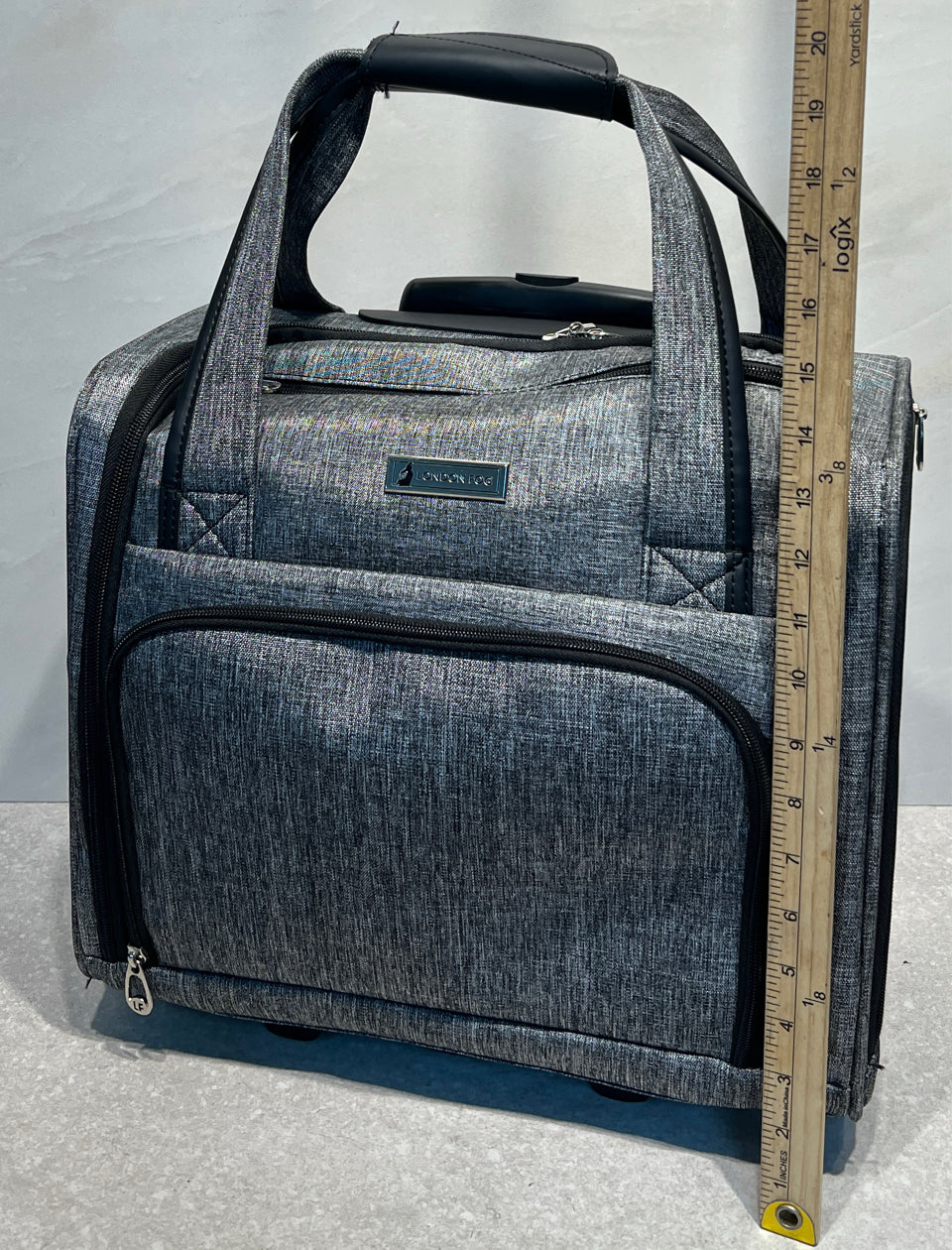 London Fog Bag on Wheels