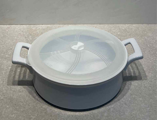 Wolfgang Puck Covered Bowl (New)