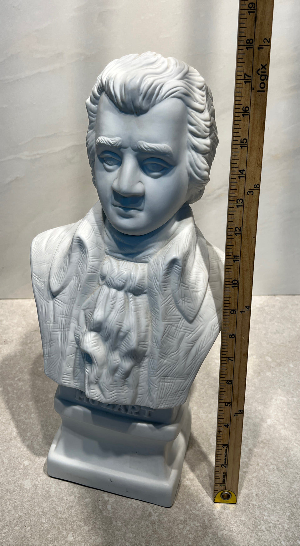 Bust
