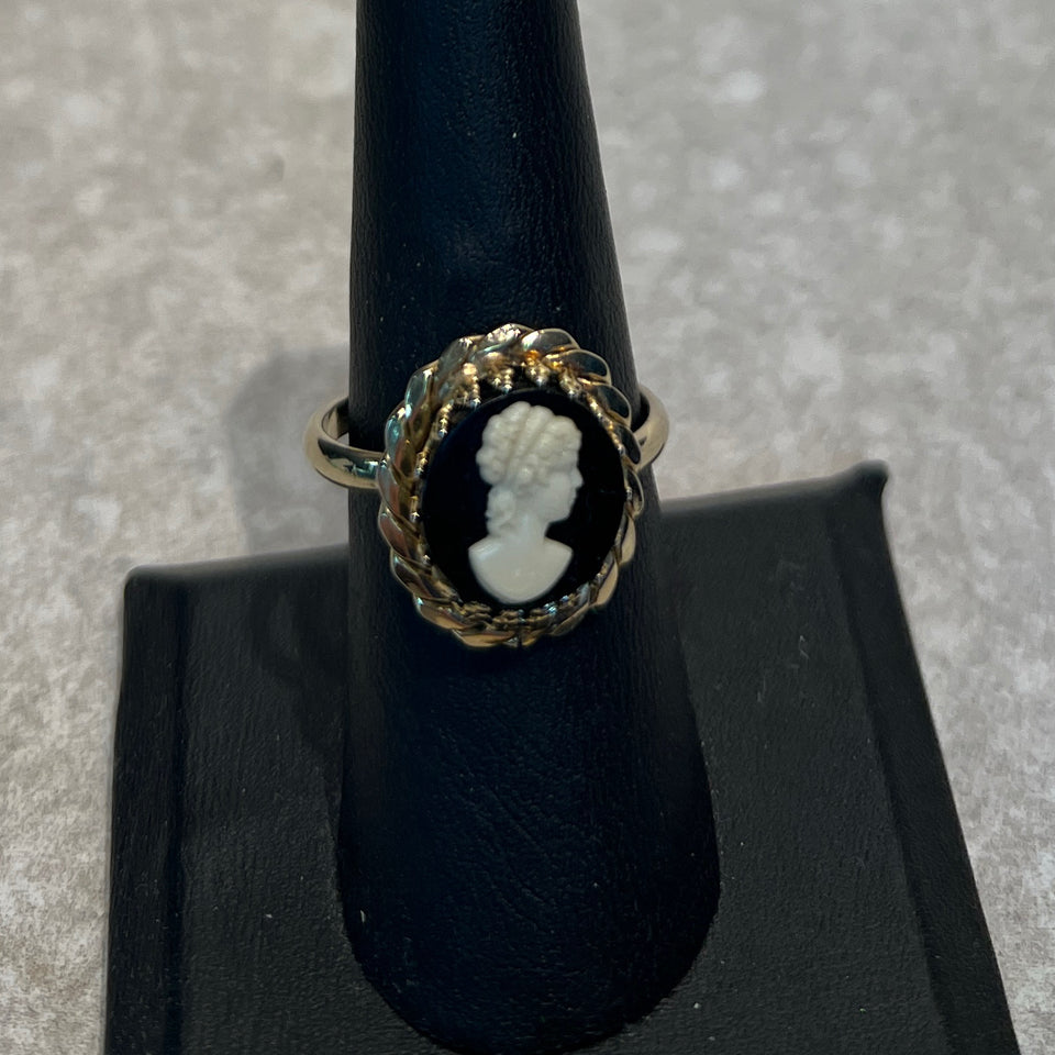 Ring