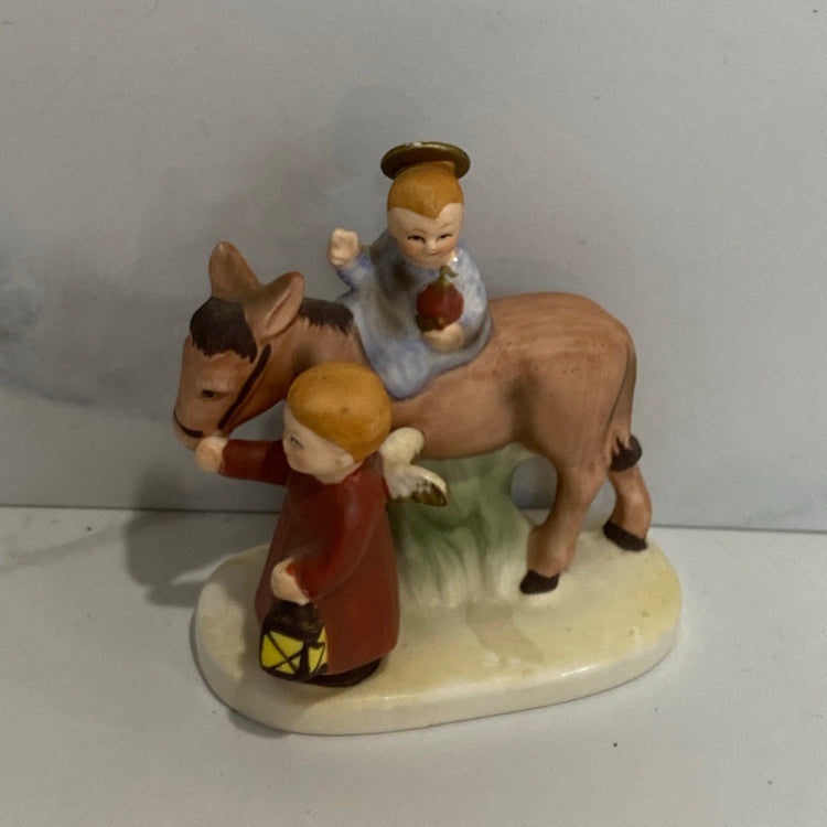 Lefton Figurine