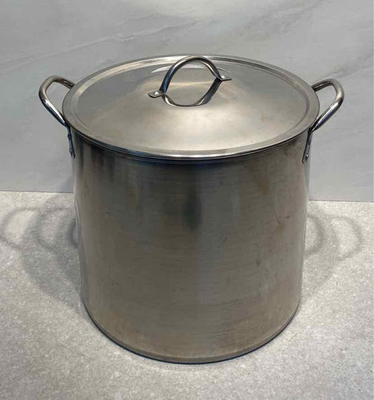 Large Covered Pot