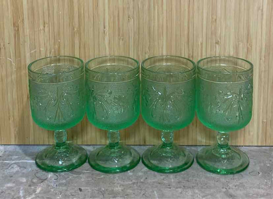 Set of 4 Tiara Chantilly Glasses