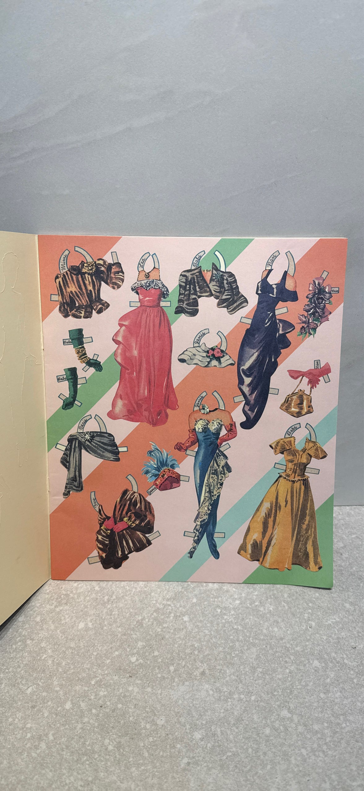 Paper Dolls