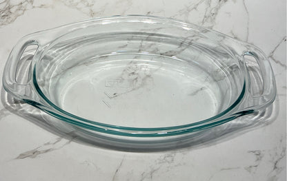 Pyrex Handled Bowl