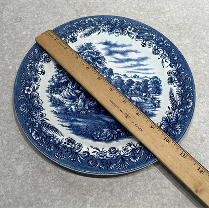 Currirer & Ives Plate