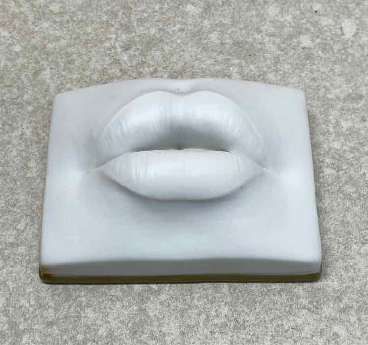 L'Objet Oh Mon Dieu! Incense Holder