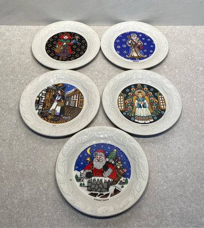 Set of 5 Christmas Plates