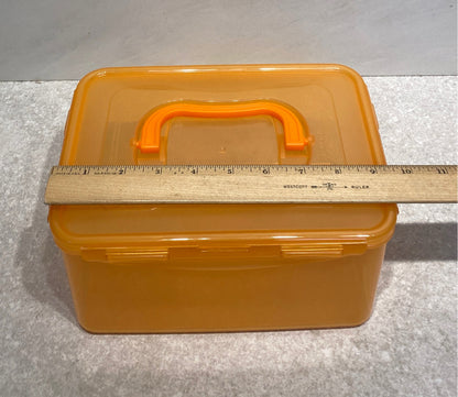 Lock & Lock Covered Bowl