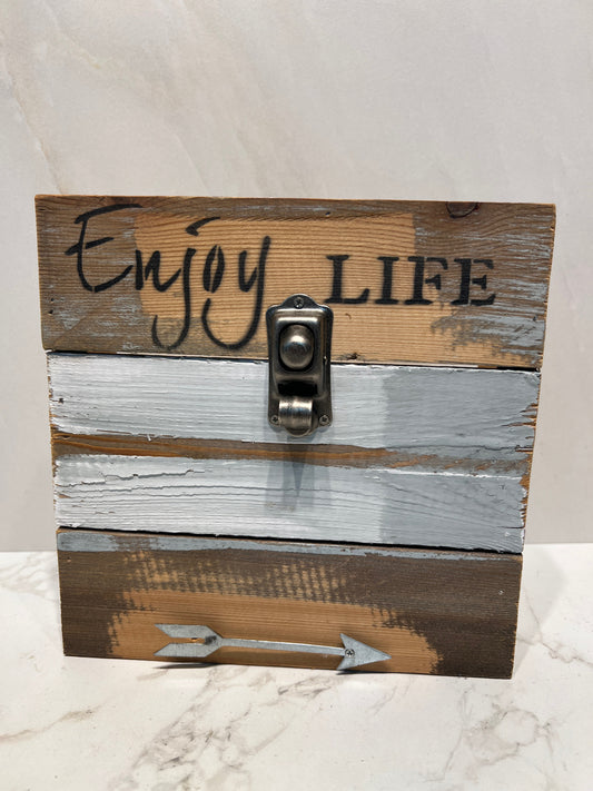 Box Sign