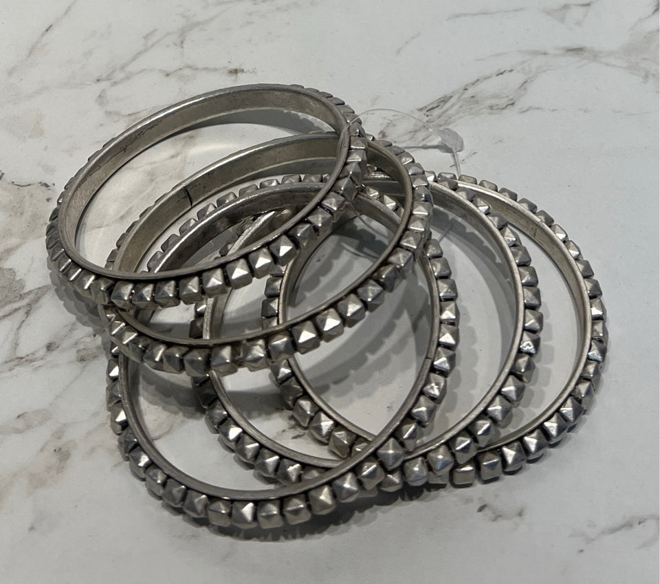 Set of 5 Bracelets