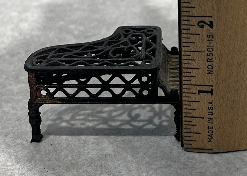 Old Doll Furniture Piano