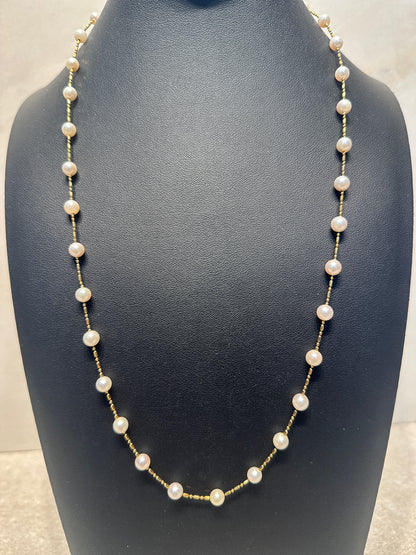 14K Gold And Pearl Neckace
