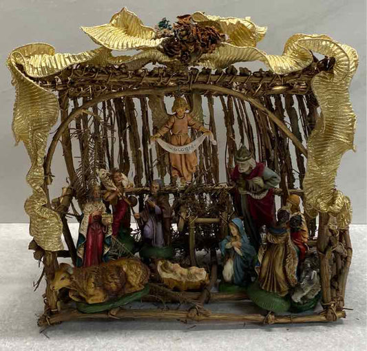 Nativity with Creche - Italy