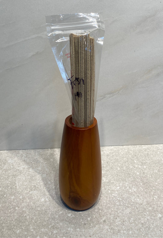 Wood Vase With Fresh Linen Scent