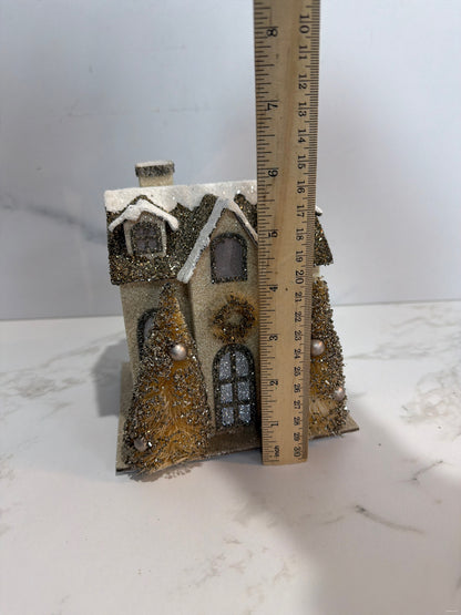 Pottery barn House