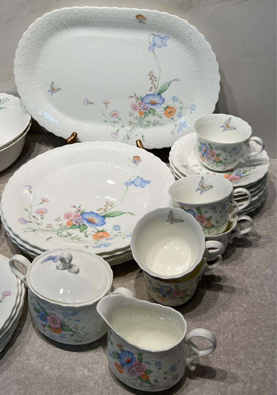 Mikasa Something Blue Dinnerware Set