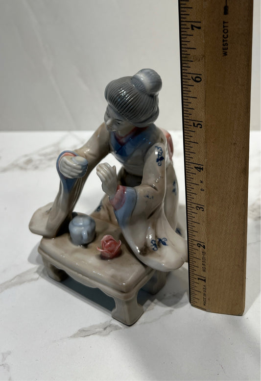Figurine