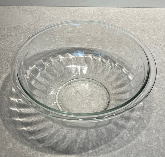 Pyrex Bowl