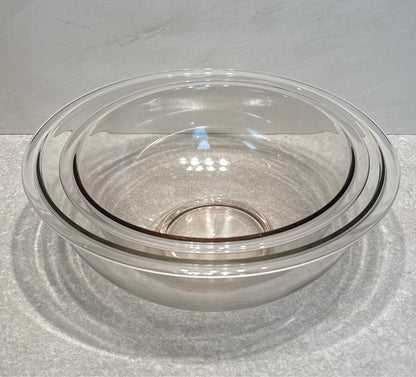 Set of 2 Pyrex Mixing Bowls