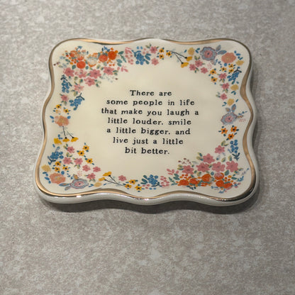 Tirnket Dish
