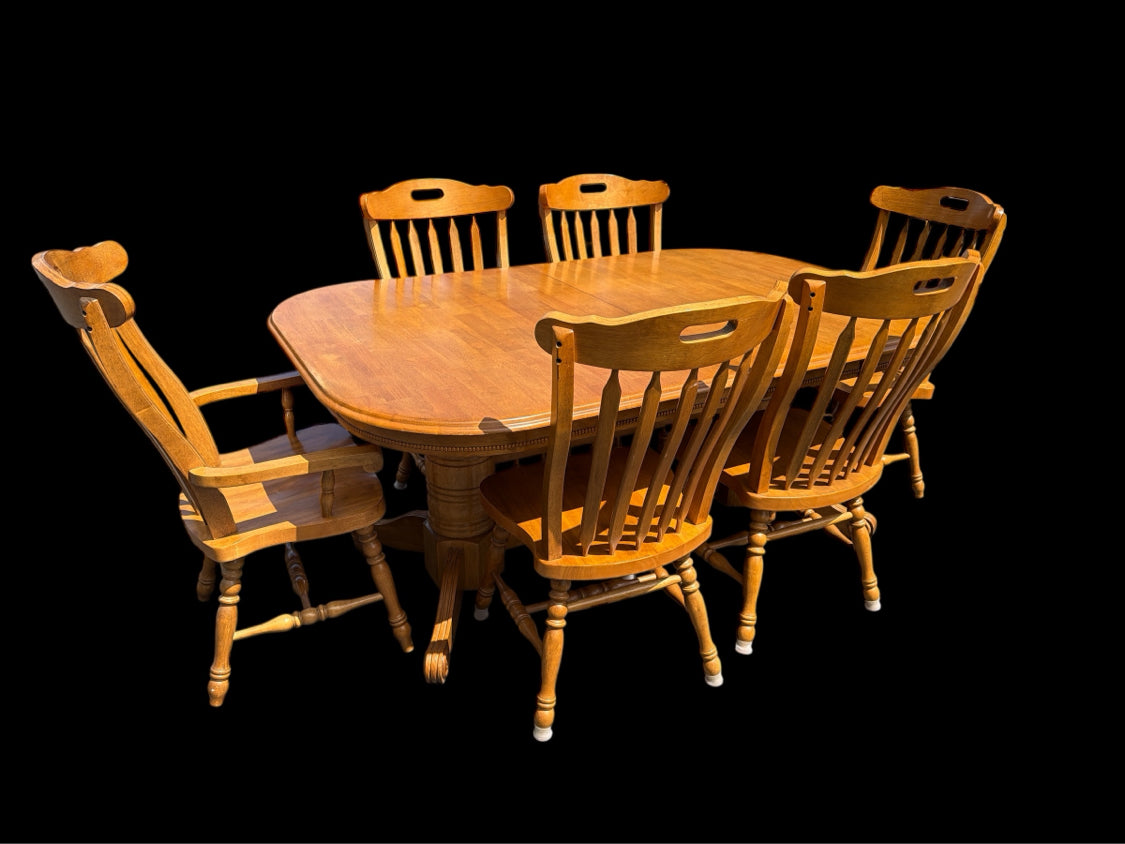 Table and 6 Chairs