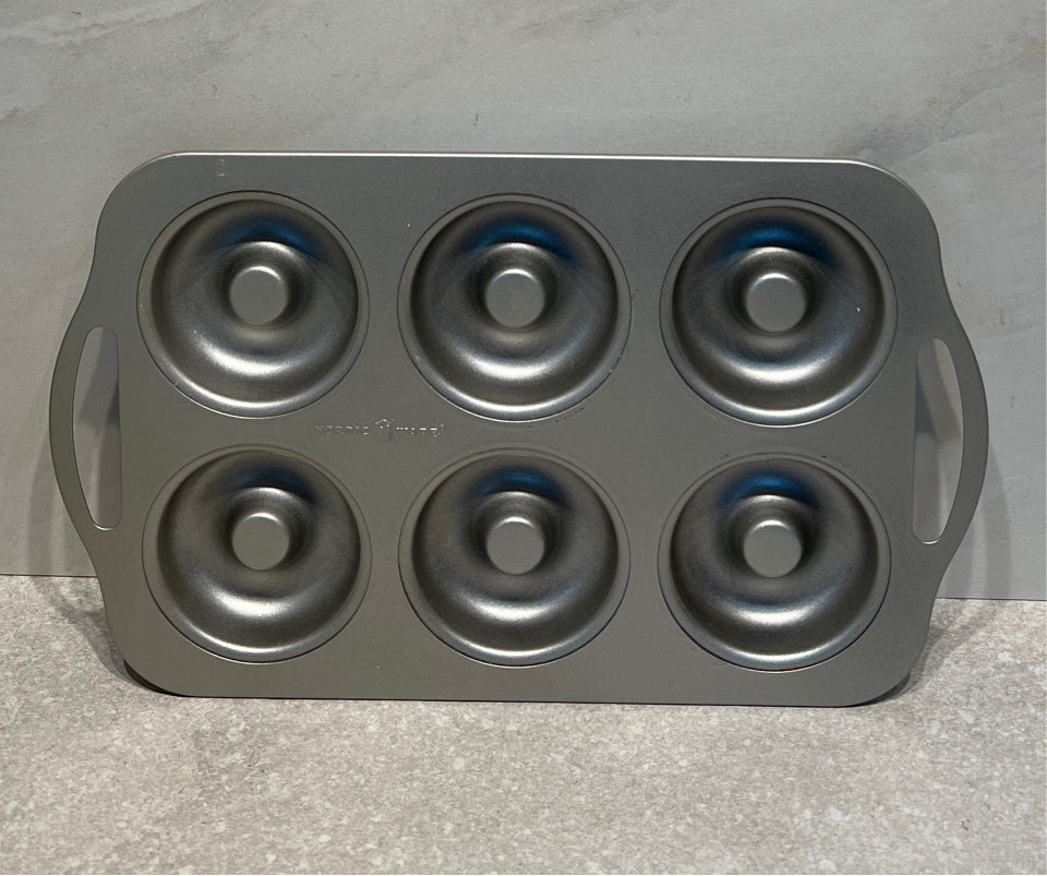 Nordic Ware Pan