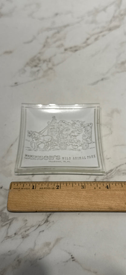 Bensons Animal Farm Dish