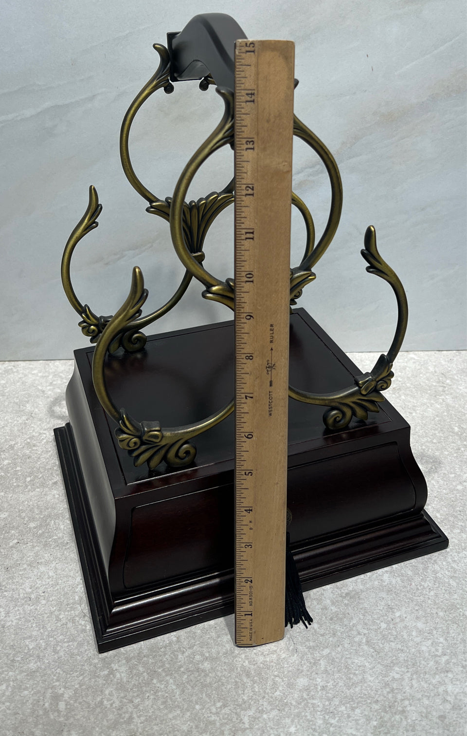 Bombay Wine Holder