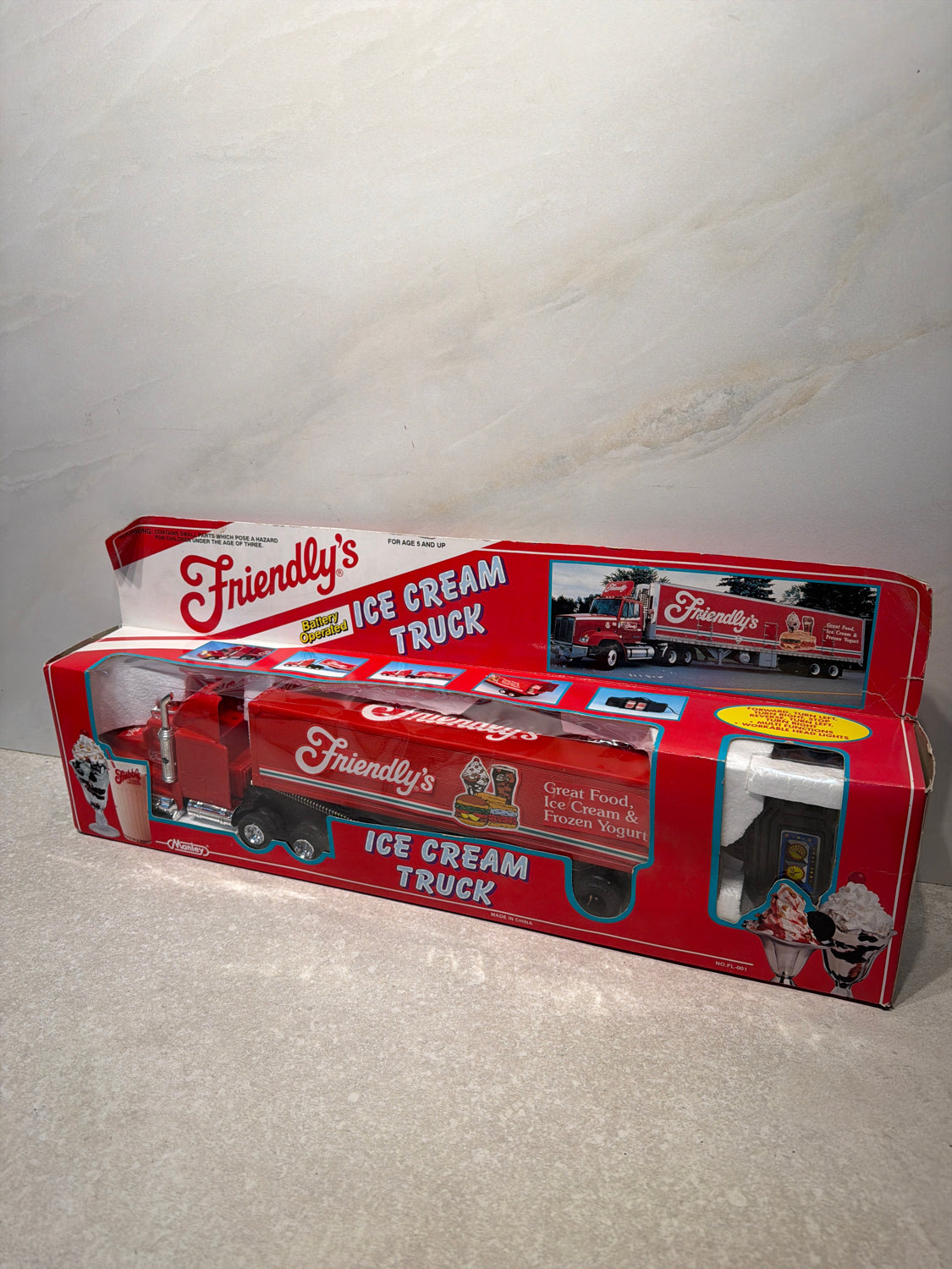Friendlys Ice Cream Truck