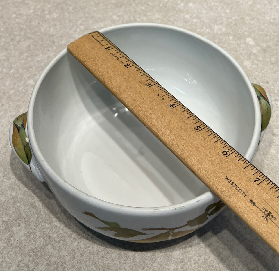 Evesham Covered Bowl