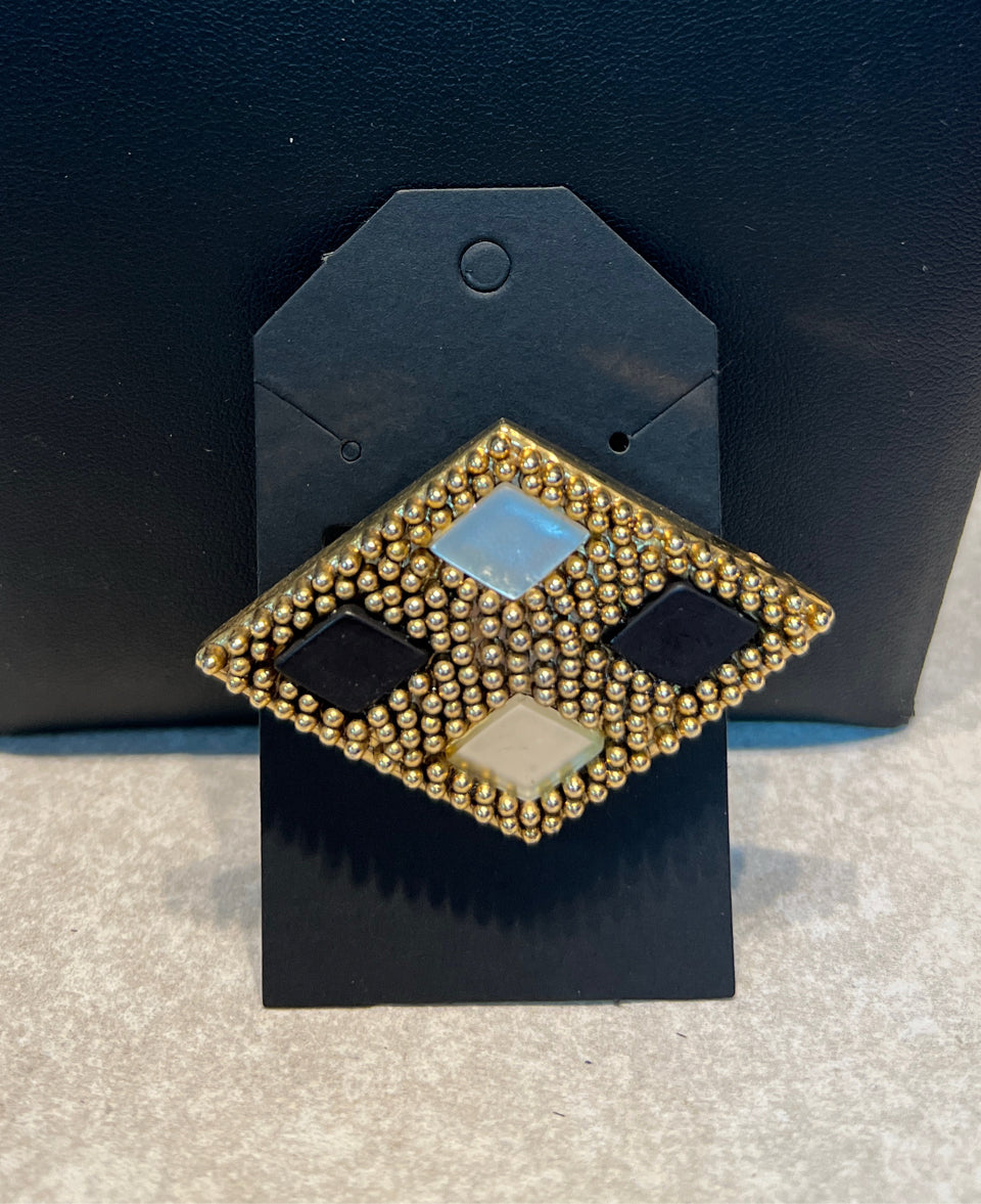 Pin
