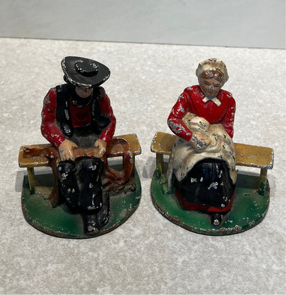 Pair of Amish Bookends