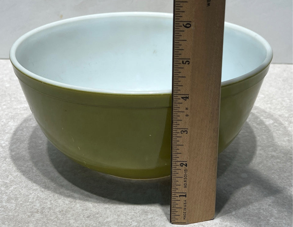 Pyrex Bowl - as is