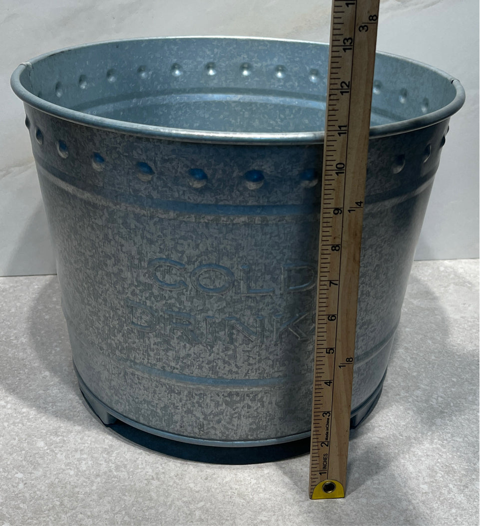 Cold Drinks Bucket