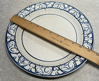 Dedham Pottery Dinner Plate