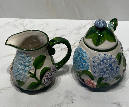 Temptations Sugar and Creamer