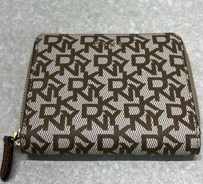 DKNY Wallet
