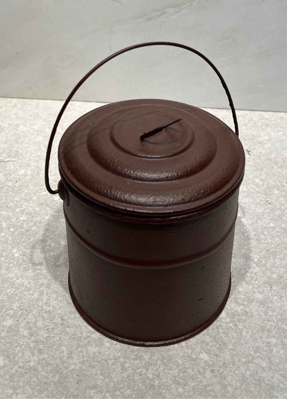 Covered Tin